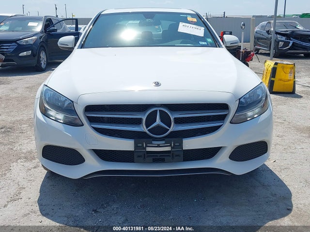 Aukcja sprzedaży 2018 Mercedes-benz C 300 4matic, vin: 55SWF4KB5JU274925, numer aukcji: 40131981