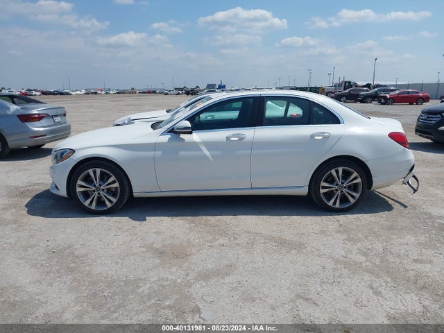 Aukcja sprzedaży 2018 Mercedes-benz C 300 4matic, vin: 55SWF4KB5JU274925, numer aukcji: 40131981
