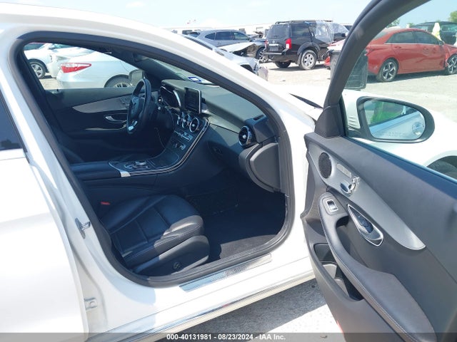 Aukcja sprzedaży 2018 Mercedes-benz C 300 4matic, vin: 55SWF4KB5JU274925, numer aukcji: 40131981