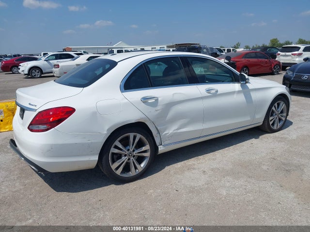Aukcja sprzedaży 2018 Mercedes-benz C 300 4matic, vin: 55SWF4KB5JU274925, numer aukcji: 40131981
