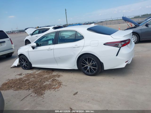 4T1S11AK8RU210570 Toyota CAMRY SE