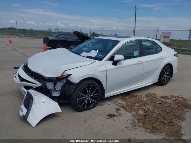 4T1S11AK8RU210570 Toyota CAMRY SE
