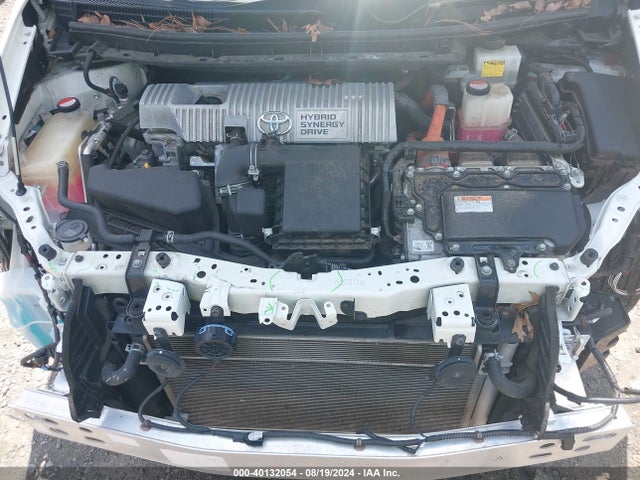 Toyota Prius Three 2015 JTDKN3DU9F1890395 Image 10