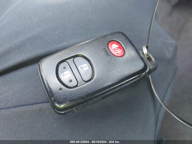 Toyota Prius Three 2015 JTDKN3DU9F1890395 Image 11