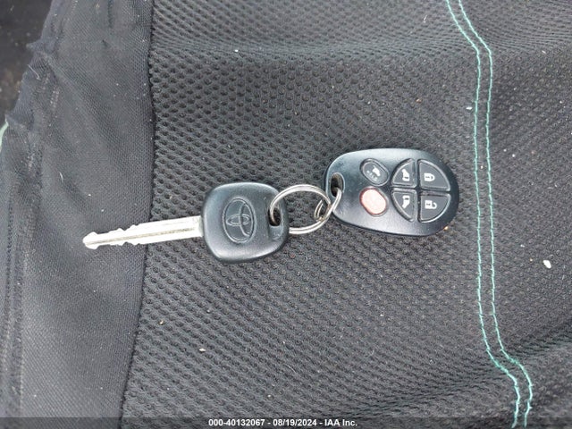 Toyota Sienna Xle 7 Passenger 2014 5TDDK3DCXES079327 Image 11