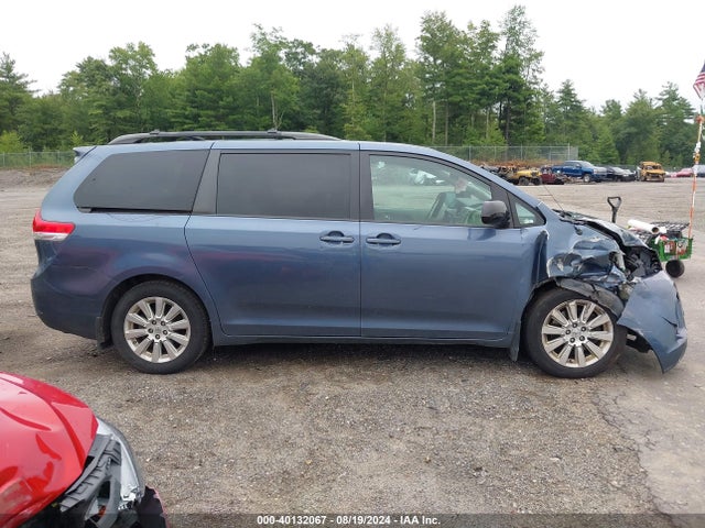 Toyota Sienna Xle 7 Passenger 2014 5TDDK3DCXES079327 Image 13