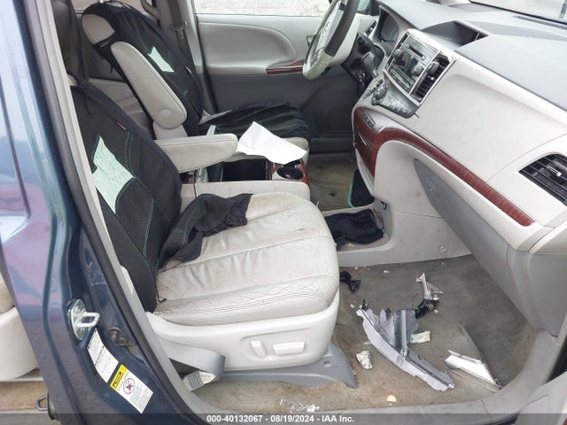 Toyota Sienna Xle 7 Passenger 2014 5TDDK3DCXES079327 Image 5