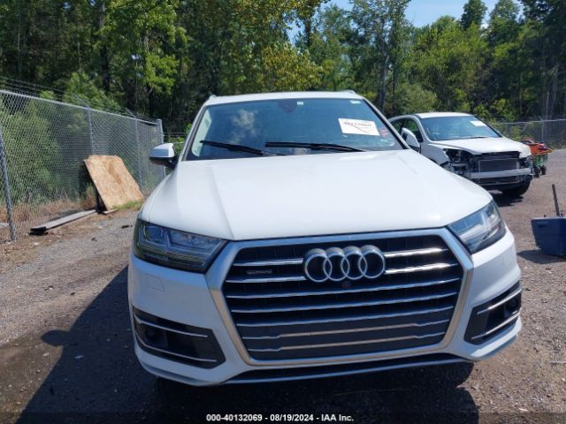 WA1LHAF73JD047477 Audi Q7 2.0t Premium