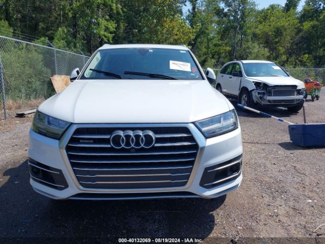 WA1LHAF73JD047477 Audi Q7 2.0t Premium