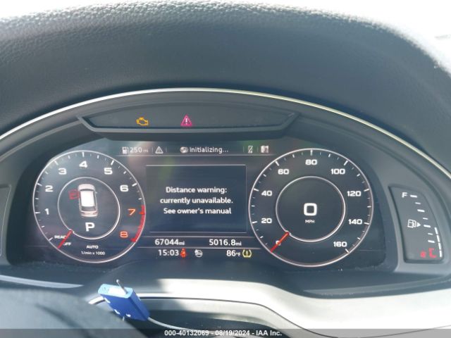 WA1LHAF73JD047477 Audi Q7 2.0t Premium