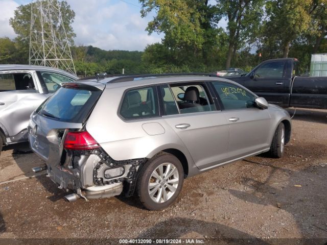 3VW017AU0HM508143 Volkswagen Golf Sportwagen Tsi S