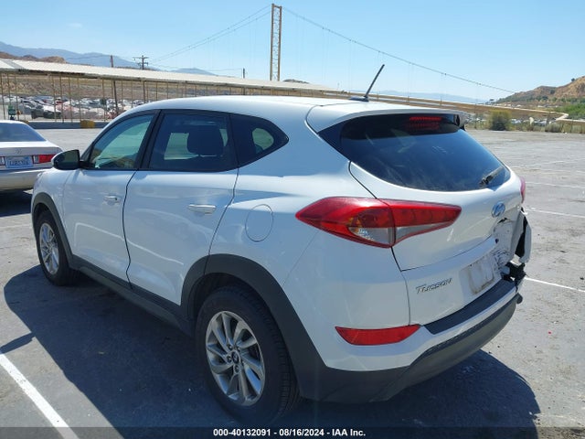 Hyundai TUCSON SE 2017 KM8J23A44HU394829 Image 3