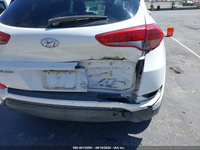Hyundai TUCSON SE 2017 KM8J23A44HU394829 Image 6