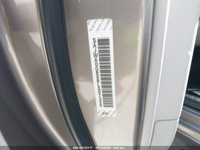 2011 JAGUAR XF SAJWA0GB8BLS07320 Photo 8