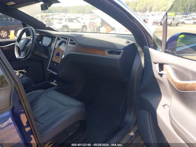 5YJXCAE2XHF043778 Tesla Model X 100d/75d/90d