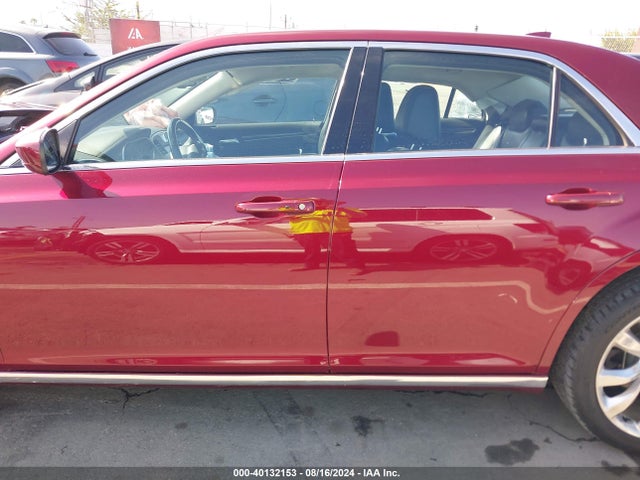 2C3CCAAG2KH605002 Chrysler 300 Touring L