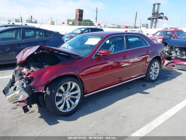 2C3CCAAG2KH605002 Chrysler 300 Touring L