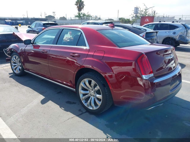 2C3CCAAG2KH605002 Chrysler 300 Touring L