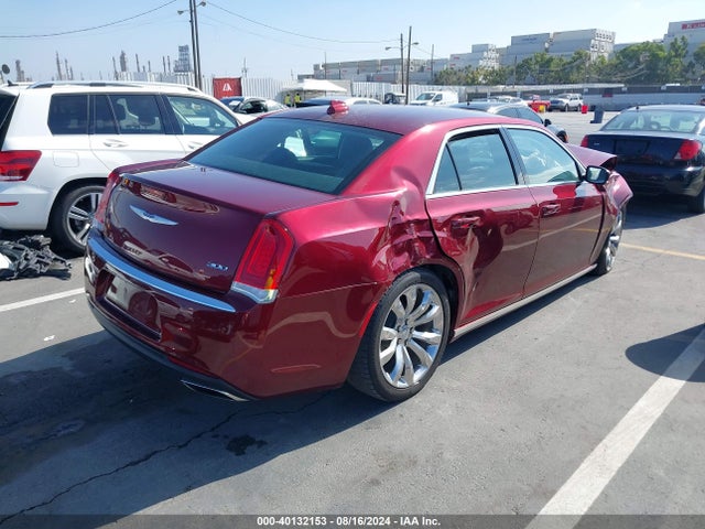 2C3CCAAG2KH605002 Chrysler 300 Touring L