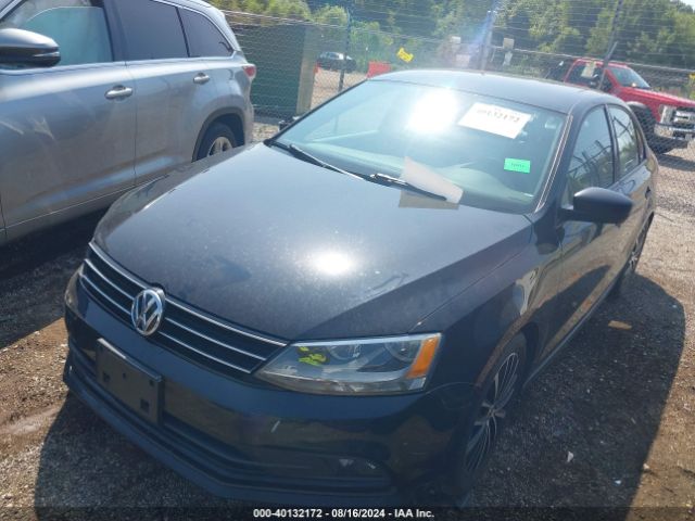 3VWD17AJ2GM247443 Volkswagen Jetta 1.8t Sport