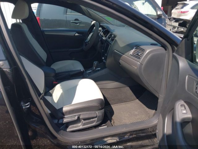 3VWD17AJ2GM247443 Volkswagen Jetta 1.8t Sport