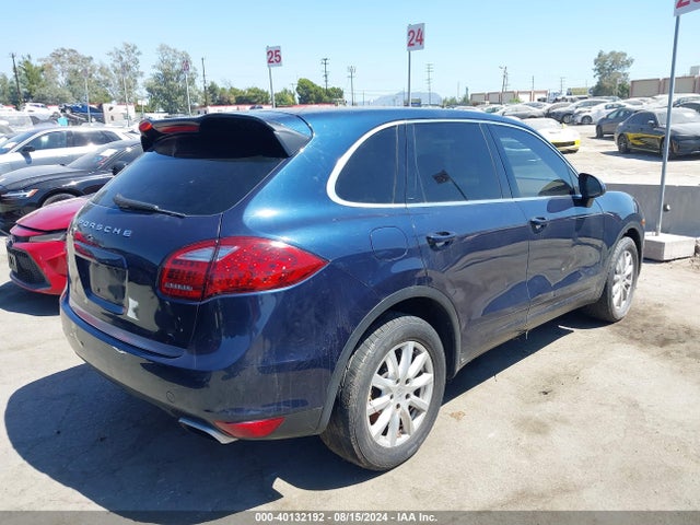 2012 PORSCHE CAYENNE WP1AA2A21CLA10518 Photo 3