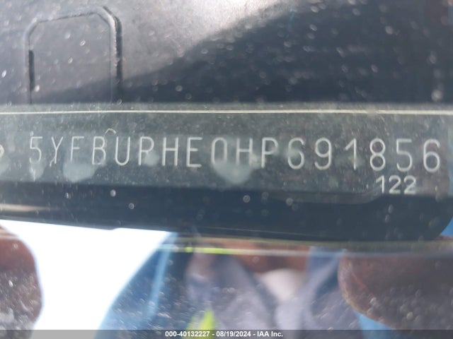 Toyota COROLLA SE 2017 5YFBURHE0HP691856 Image 9