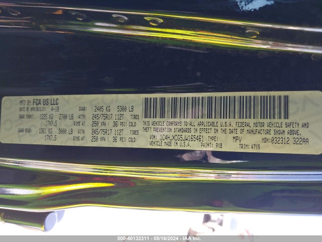 1C4HJXDG5JW165461 Jeep Wrangler Unlimited Sport S 4x4