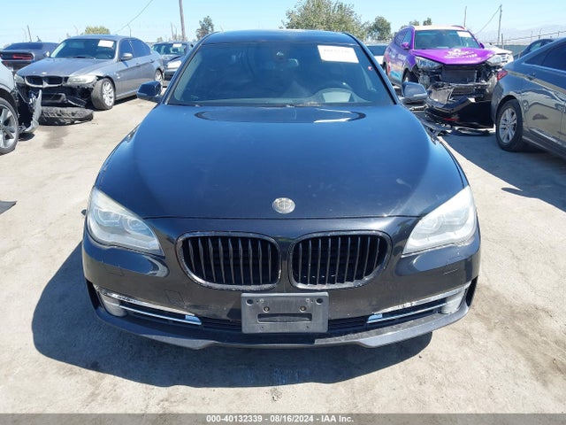 BMW 750LI 2015 WBAYE8C55FD781834 Image 13