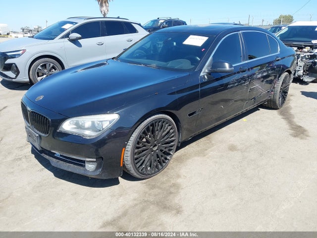 BMW 750LI 2015 WBAYE8C55FD781834 Image 2
