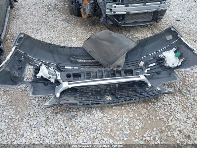 1GYKNARS0JZ233081 Cadillac Xt5 Standard