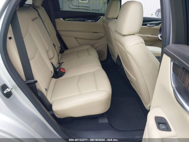 1GYKNARS0JZ233081 Cadillac Xt5 Standard