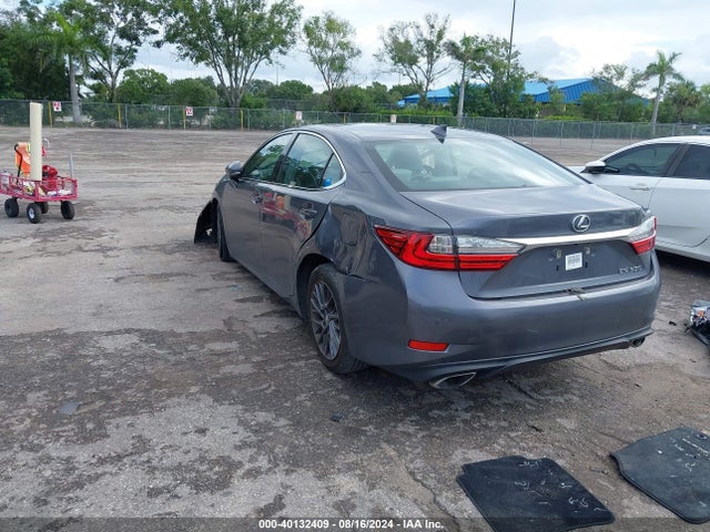 Lexus ES 350 2018 58ABK1GGXJU107860 Image 3