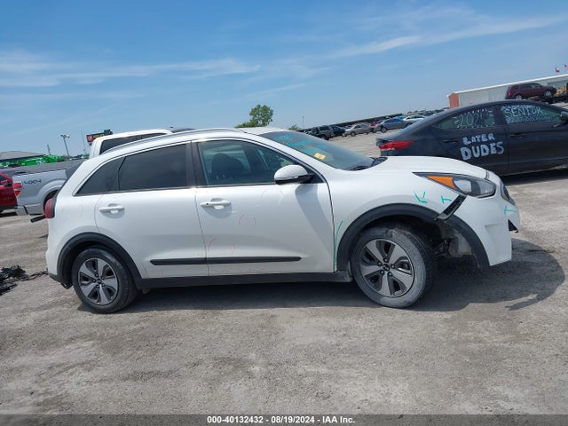 KIA NIRO EX 2018 KNDCC3LC8J5126025 Image 14