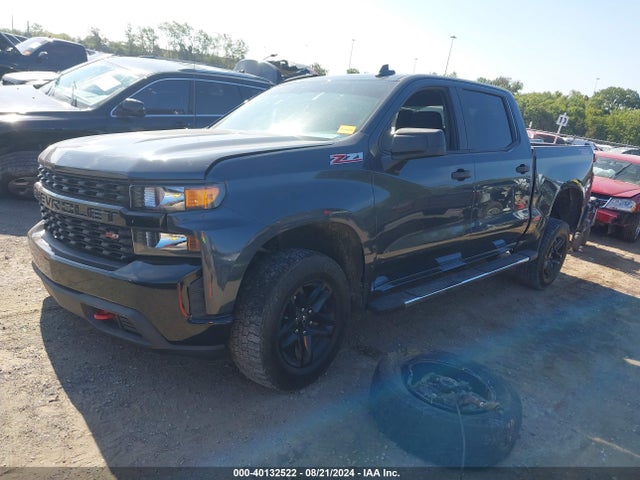 Chevrolet Silverado 1500 Custom Trail Boss 2019 1GCPYCEF9KZ332863 Image 2