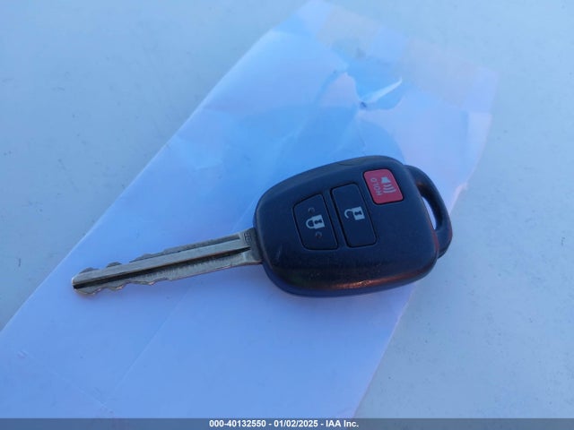 Toyota RAV4 LE 2017 JTMZFREVXHJ136849 Image 11