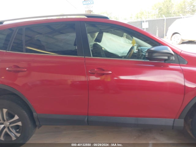Toyota RAV4 LE 2017 JTMZFREVXHJ136849 Image 14