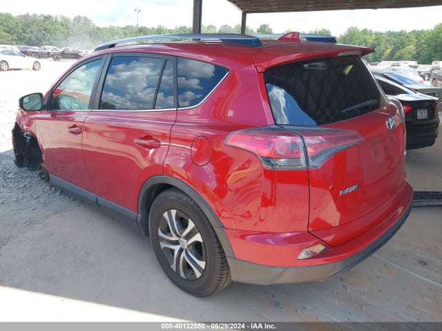 Toyota RAV4 LE 2017 JTMZFREVXHJ136849 Image 3