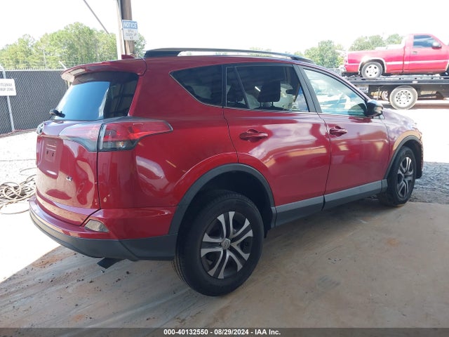 Toyota RAV4 LE 2017 JTMZFREVXHJ136849 Image 4