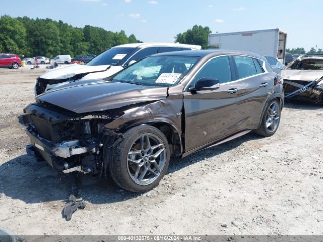 SJKCH5CP1JA044769 Infiniti Qx30 Sport