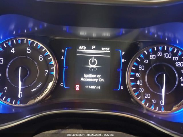 1C3CCCFB7HN504739 Chrysler 200 Touring