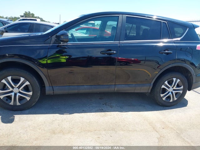Продажа на аукционе авто 2018 Toyota Rav4 Le, vin: 2T3ZFREV7JW457920, номер лота: 40132582