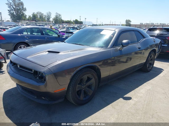 Dodge Challenger Sxt 2015 2C3CDZAG4FH869565 Image 2