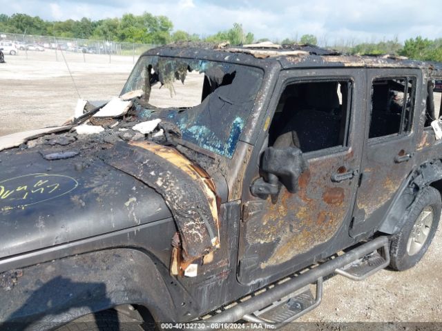 1C4BJWDG3JL865688 Jeep Wrangler Jk Unlimited Sport S 4x4