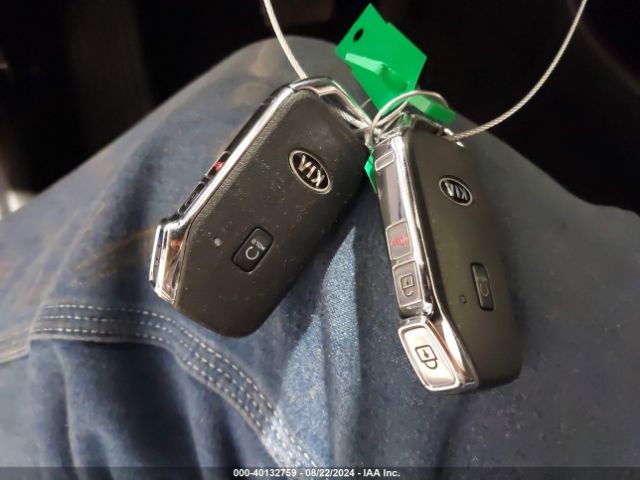 KNDERCAA0M7130684 KIA SELTOS EX