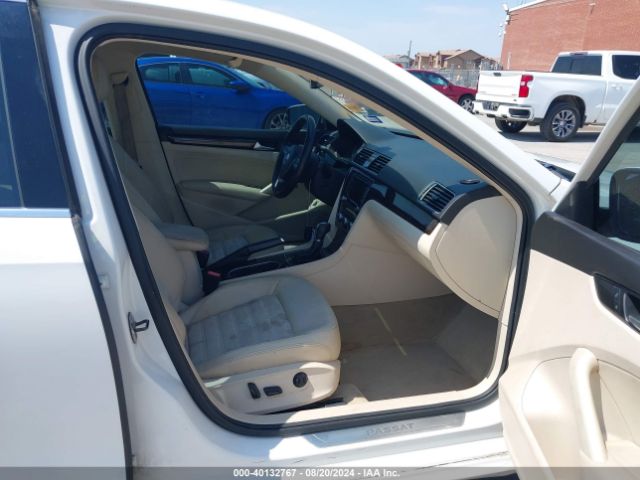 1VWCS7A38EC070230 Volkswagen Passat 1.8t Sel Premium