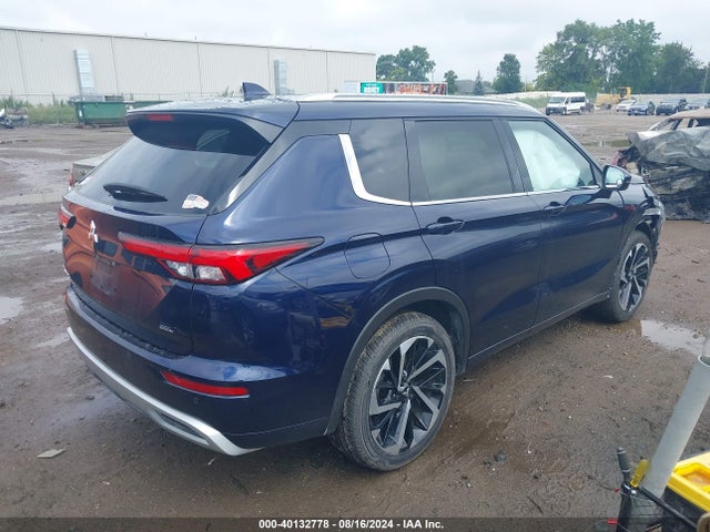 2024 MITSUBISHI OUTLANDER JA4J3WA84RZ023867 Photo 3