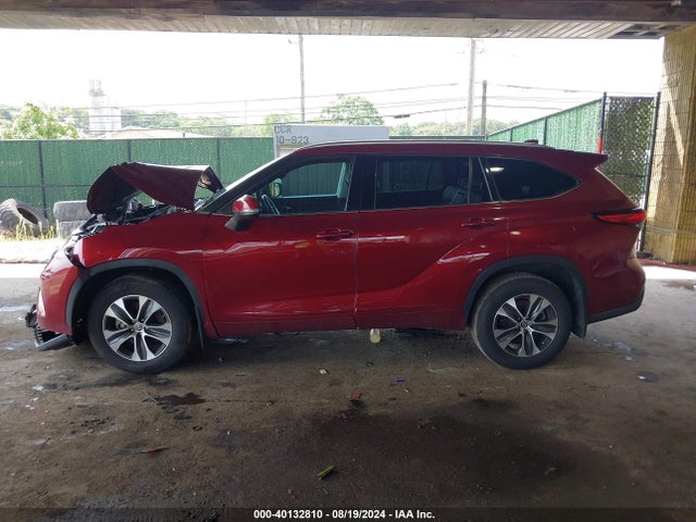 Toyota Highlander Xle 2021 5TDGZRBH7MS095784 Image 14