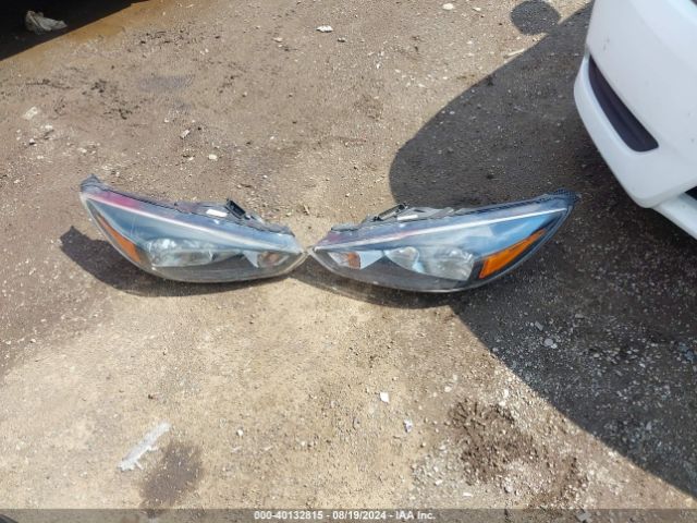 1FADP3M25HL276040 Ford FOCUS SEL
