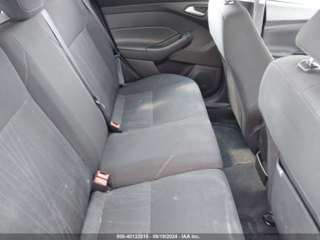 1FADP3M25HL276040 Ford FOCUS SEL